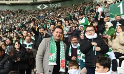 Osmangazili çocuklar Başkan Aydın'la Bursaspor maçına gitti