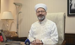 Diyanet İşleri Başkanı Erbaş, AA'nın "Yılın Kareleri" oylamasına katıldı