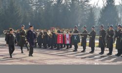 Kara Kuvvetleri Komutanı Bayraktaroğlu, Japonya Öz Savunma Kuvvetleri Komutanını ağırladı