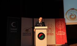 Antalya'da "Olumlu Dijital Alışkanlık Kazanımı Projesi" tanıtıldı