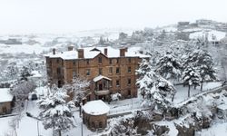 Kayseri'de kar yağışı etkisini sürdürüyor