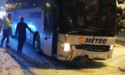 Nevşehir'de otobüs ve otomobilin çarpışması güvenlik kamerasında