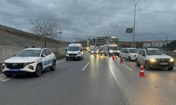 Pendik'te servis minibüsünün çarptığı motosikletin sürücüsü öldü