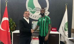 Sakaryaspor defans oyuncusu Nicolas N'Koulou'yu kiralık olarak transfer etti