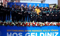 Bakan Bak, Zeytinburnu Spor Merkezi'nin açılışına katıldı