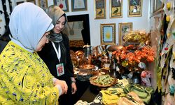 Emine Erdoğan, TOGEM-DER'in geleneksel "Cemre Çarşısı"nın açılışına katıldı