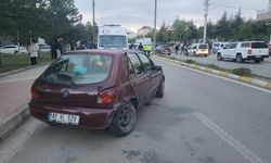 Konya'da 2 otomobilin çarpıştığı kazada, 1'i çocuk 3 kişi yaralandı