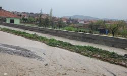 Konya'da şiddetli yağış su baskınlarına neden oldu