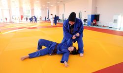 Paralimpik Oyunları üçüncüsü Nazan Akın Güneş'in yeni hedefi dünya şampiyonluğu