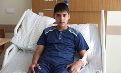 Süs havuzuna düşen çocuğu kurtarmaya çalışırken akıma kapılan 2 kişinin tedavisi sürüyor