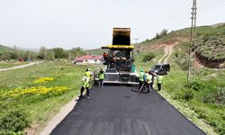 Sivas'ta köy yollarının standardı artıyor