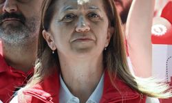 DEV-Sağlık-İş'ten Çalışma ve Sosyal Güvenlik Bakanlığı önünde basın açıklaması