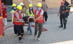 Kırıkkale'de bir okuldaki yangın ve tahliye tatbikatı gerçeği aratmadı