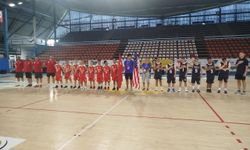 Özel sporcular futsal ve basketbol milli takımları, Avrupa Şampiyonası'na galibiyetle başladı