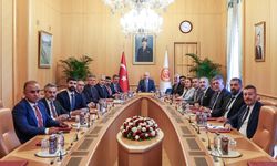 TBMM Başkanı Kurtulmuş, Doğu ve Güneydoğu Anadolu illerinin baro başkanlarını kabul etti