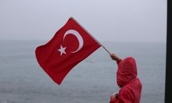 15 Temmuz şehitleri anısına Karadeniz'de kulaç attılar