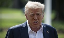 ABD Başkanı Trump, sel felaketinin ardından incelemelerde bulunmak üzere Texas'a uçtu