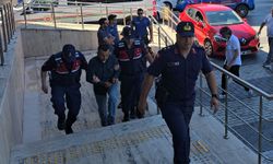 GÜNCELLEME - Zonguldak'ta 3 kişinin öldüğü bıçaklı kavganın zanlısı adliyede