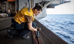 ABD, USS Abraham Lincoln uçak gemisinin Orta Doğu'ya konuşlandığını açıkladı