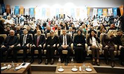 AK Parti Genel Başkan Yardımcısı Uygur, partisinin Çanakkale İl Danışma Meclisi Toplantısı'nda konuştu: