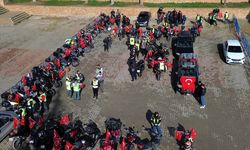 Bilecik'te motosiklet tutkunları Türk bayraklarıyla konvoy oluşturdu