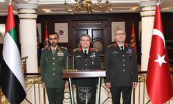 Genelkurmay Başkanı Orgeneral Bayraktaroğlu, BAE Kara Kuvvetleri Komutanı Tümgeneral Halami'yi kabul etti