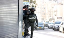 İsrail askerleri Kudüs'ün kuzeyindeki Kalendiya Mülteci Kampı'na baskın düzenledi