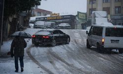 İstanbul'da kar yağışı etkisini sürdürüyor