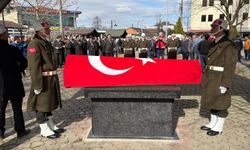 Kıbrıs gazisi Kerim Sezgin, Sakarya'da son yolculuğuna uğurlandı