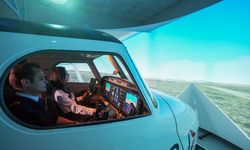 'Mektepli' kadın pilotlar THK Üniversitesinde yetişiyor