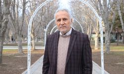 Pet şişeyi açamayan da çatalın tabakta çıkardığı sesten rahatsız olan da şikayet etti