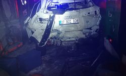 Sivas'ta 4 aracın karıştığı zincirleme trafik kazasında 8 kişi yaralandı