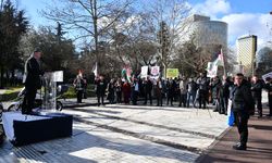 Tiran'da göstericiler Başbakan Edi Rama'nın İsrail ziyaretini protesto etti