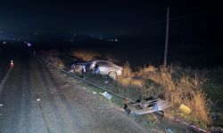 Uşak'ta devrilen otomobildeki 1 kişi öldü, 3 kişi yaralandı