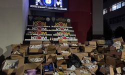 Adana'da ruhsatsız depoda 1 milyon 123 bin 443 ilaç ele geçirildi