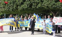 Adana'da yaşayan Ukraynalılar, Rusya savaşının 4. yıl dönümünde buluştu