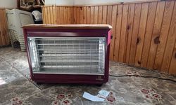 Adıyaman'da bir kişi camide izinsiz kullandığı ısıtıcının yanına bir miktar para bıraktı