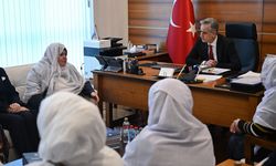 AK Parti Genel Başkan Yardımcısı Yalçın, Mihalgazi Belediye Başkanı Güneş'i ağırladı