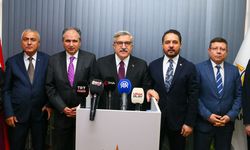 AK Parti Genel Başkan Yardımcısı Yayman, Uşak'ta partisinin il başkanlığını ziyaret etti: