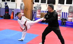 Aksaraylı baba-kız, tekvando şampiyonasında altın madalya almanın gururunu yaşıyor