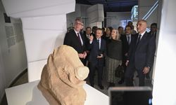 Almanya'da 'Toplumun Keşfi: Göbeklitepe, Taş Tepeler' sergisi açıldı