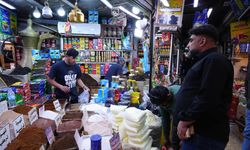 Bağdat'ta ramazan akşamları, iftar sofraları ve teravihle canlanıyor