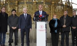 Bakan Ersoy, 'Ayasofya'da süreç devam ediyor, Sultanahmet'te çalışmalar tamamlandı'