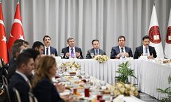 Bakan Gürlek HSK üyeleri ve çalışanlarıyla iftarda buluştu: