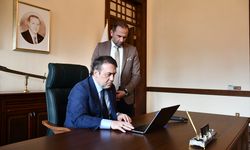 Bilecik Valisi Sözer, AA'nın 'Yılın Kareleri' oylamasına katıldı