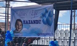 Burdur'da yardım kampanyası tamamlanan SMA'lı Atlas Ege için balon uçuruldu