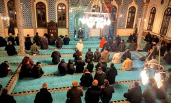 Bursa ve çevre illerde Berat Kandili idrak edildi