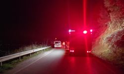 Bursa'da meydana gelen heyelan nedeniyle mahalle yolu ulaşıma kapandı