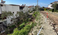 Çanakkale'de bir sitenin istinat duvarı çöktü