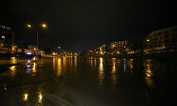 Çanakkale'de sağanak nedeniyle Kepez Çayı taştı, Sarıçay'ın debisi yükseldi